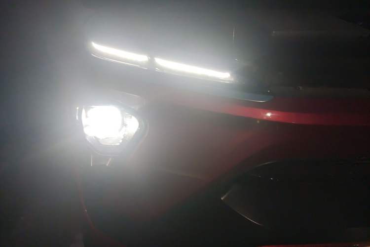 Used Nio ES6 2020 600 km Sport Edition Right Front Headlight