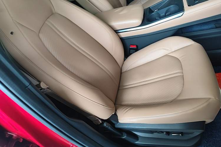 Used Nio ES6 2020 420 km Sport Edition Right Front Seat
