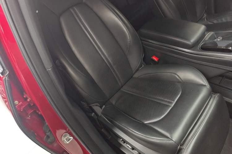 Used Nio ES6 2020 430 km Signature Edition Right Front Seat
