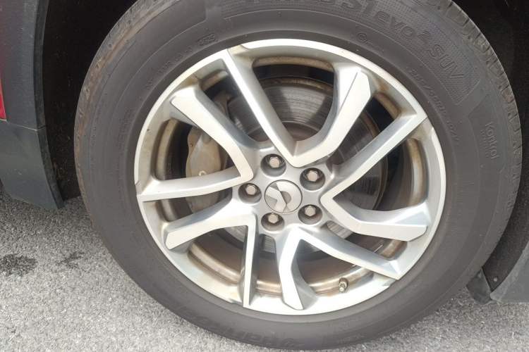 Used Nio ES6 2020 420 km Sport Edition Right Front Wheel Hub