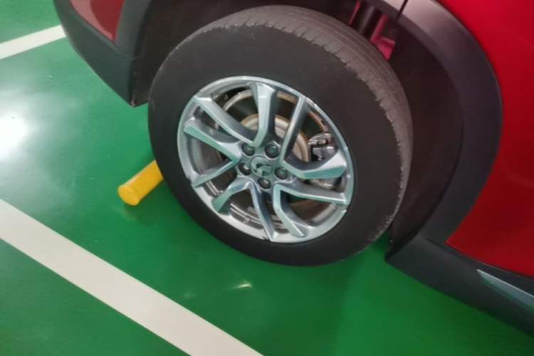 Used Nio ES6 2020 600 km Sport Edition Right Rear Wheel Hub