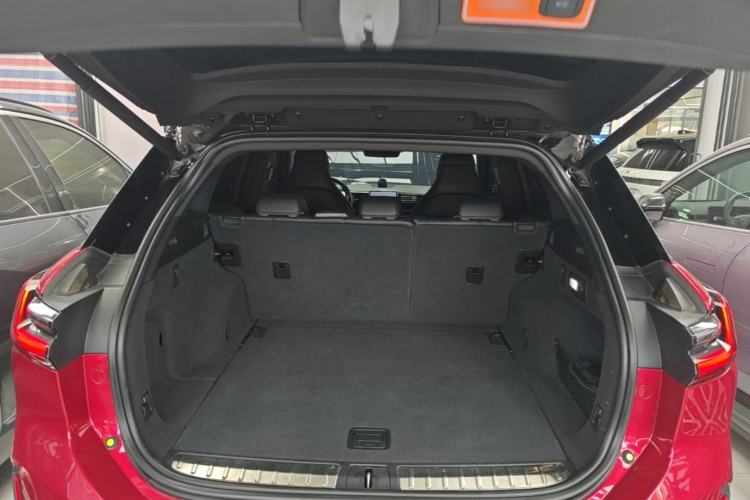 Used Nio ES6 2020 430 km Signature Edition Trunk