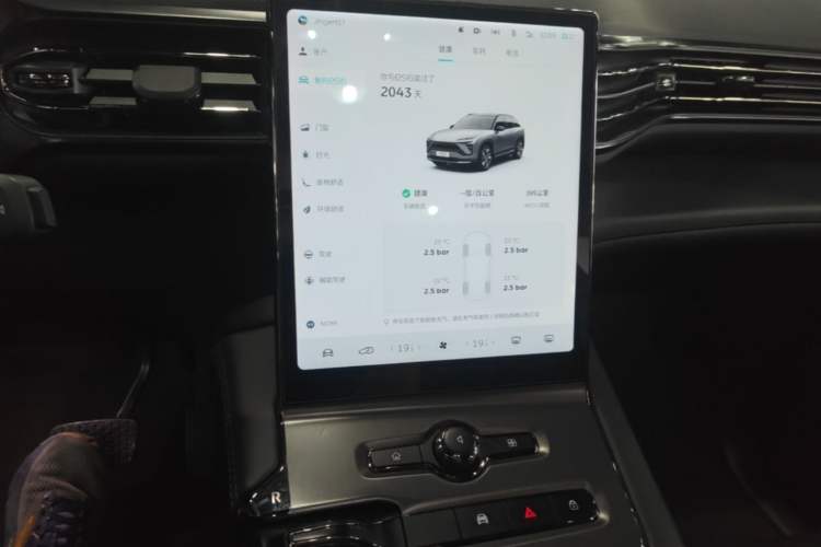 Used Nio ES6 2020 420 km Sport Edition Audio And AC Panel