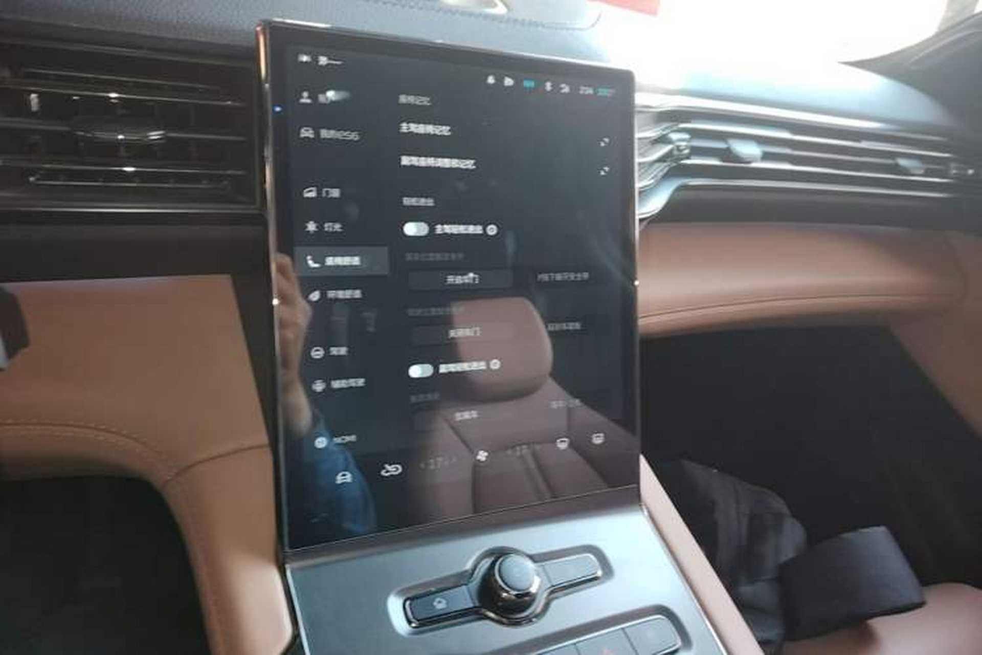 Used Nio ES6 2020 610KM Signature Edition Audio And AC Panel