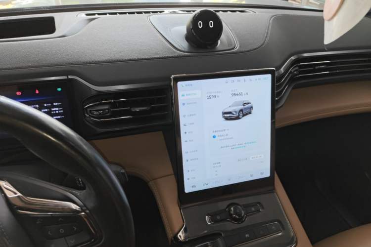 Used Nio ES6 2020 600 km Sport Edition Audio And AC Panel