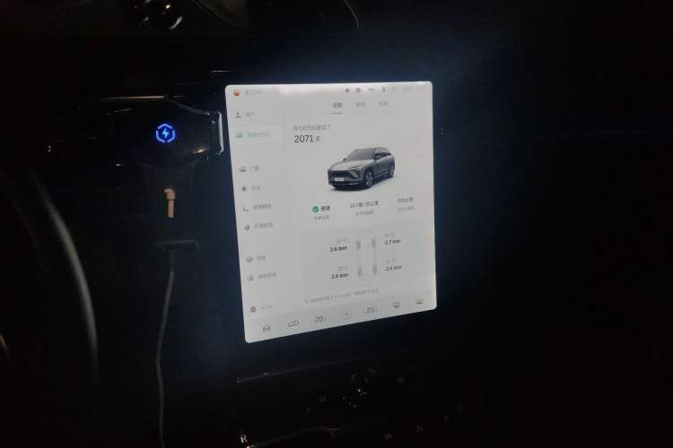 Used Nio ES6 2020 420 km Sport Edition Audio And AC Panel
