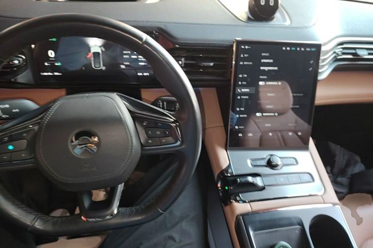 Used Nio ES6 2020 610KM Signature Edition Center Console