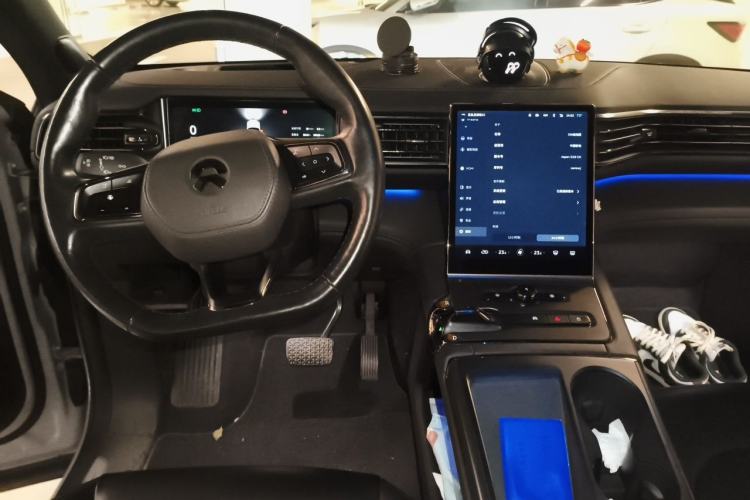 Used Nio ES6 2020 600 km Sport Edition Center Console