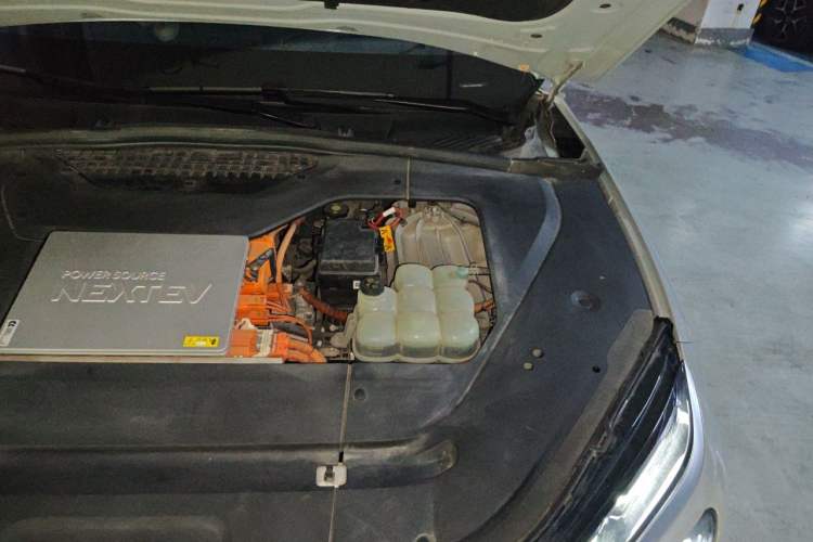 Used Nio ES6 2020 600 km Sport Edition Engine Bay Left