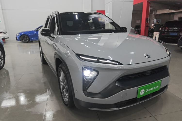 Used Nio ES6 2020 420 km Sport Edition Front Right 45 Deg