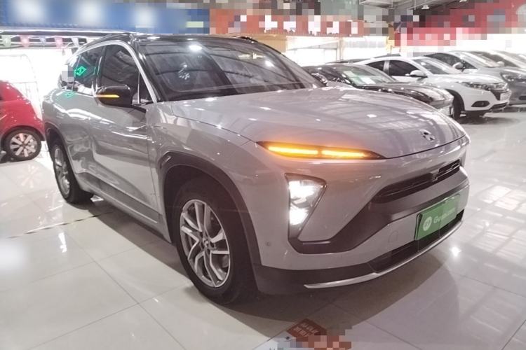 Used Nio ES6 2020 420 km Sport Edition Front Right 45 Deg