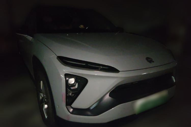 Used Nio ES6 2020 420 km Sport Edition Front Right 45 Deg