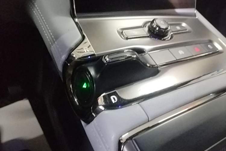 Used Nio ES6 2020 420 km Sport Edition Gear Lever