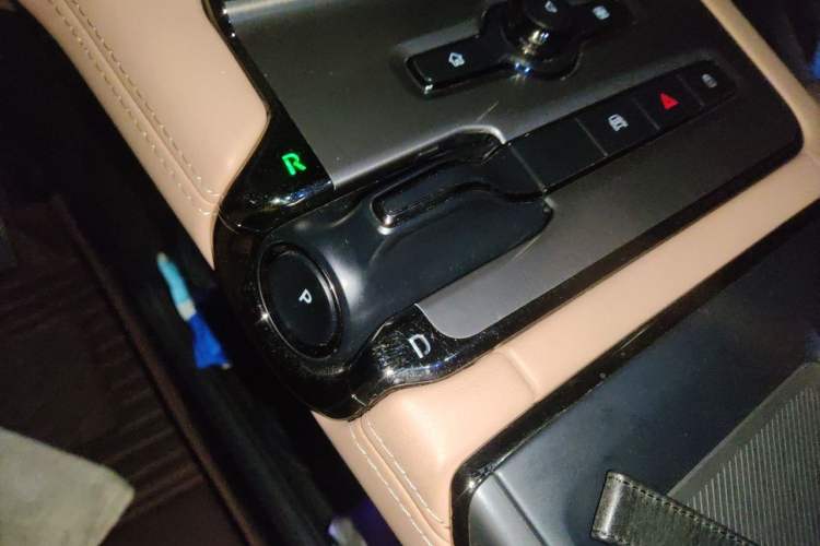 Used Nio ES6 2020 420 km Sport Edition Gear Lever