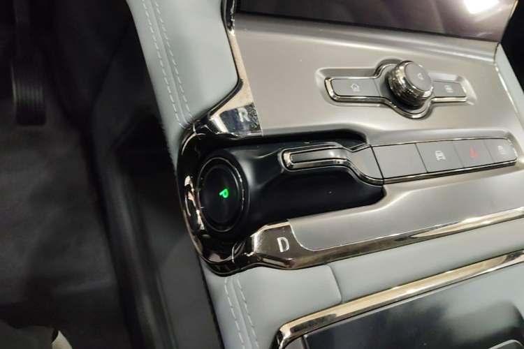Used Nio ES6 2020 420 km Sport Edition Gear Lever