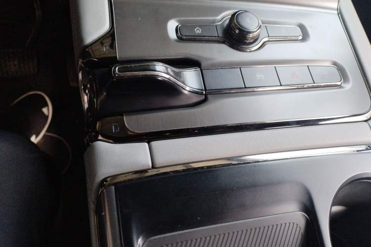Used Nio ES6 2020 420 km Sport Edition Gear Lever