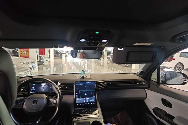 Used Nio ES6 2020 420 km Sport Edition Headliner