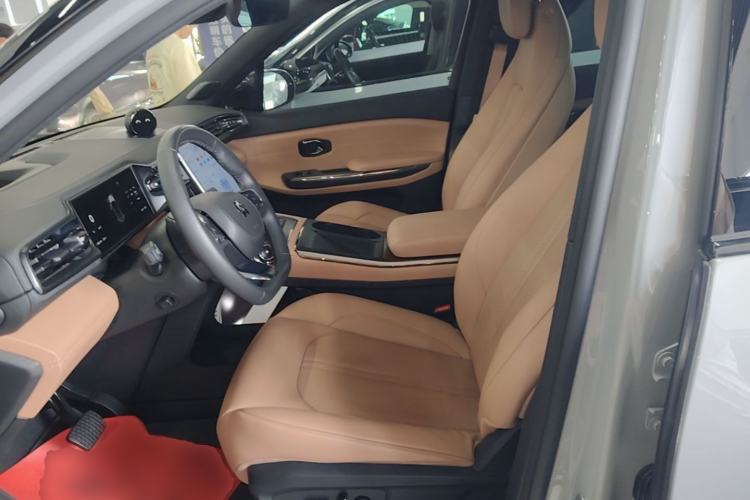Used Nio ES6 2020 430 km Signature Edition Left Front Seat