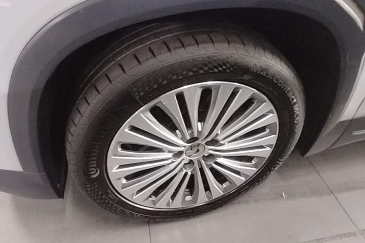 Used Nio ES6 2020 420 km Sport Edition Left Front Wheel Hub