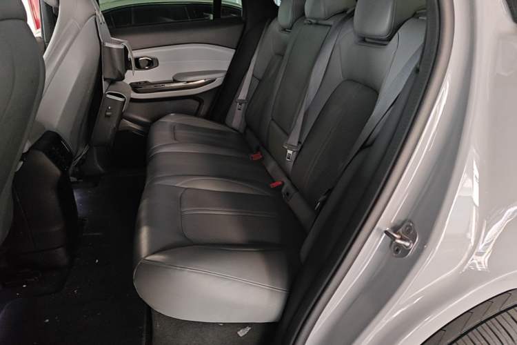 Used Nio ES6 2020 420 km Sport Edition Left Rear Seat