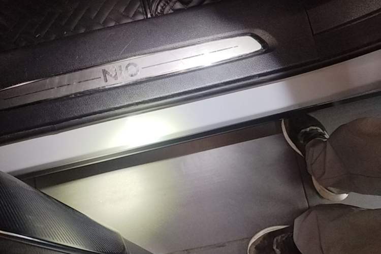 Used Nio ES6 2020 420 km Sport Edition Left Side Sill