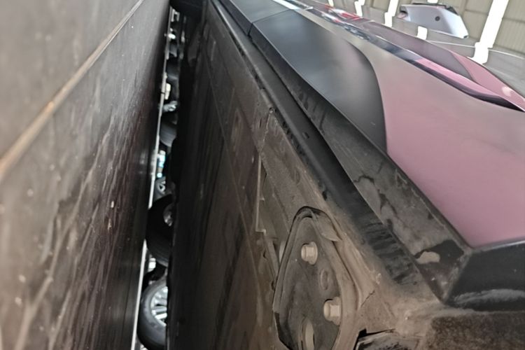 Used Nio ES6 2020 465 km Performance Version Left Side Sill