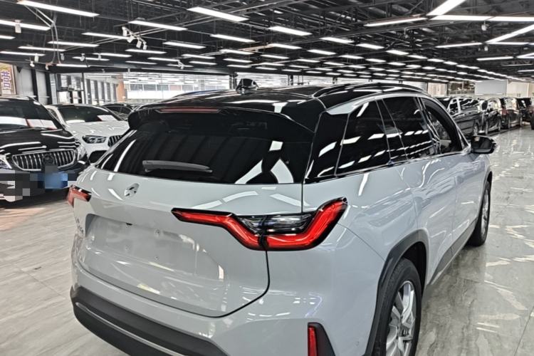 Used Nio ES6 2020 610 km Performance Version Rear Right 45 Deg