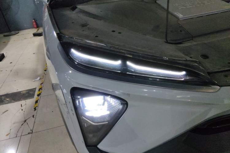 Used Nio ES6 2020 600 km Sport Edition Right Front Headlight