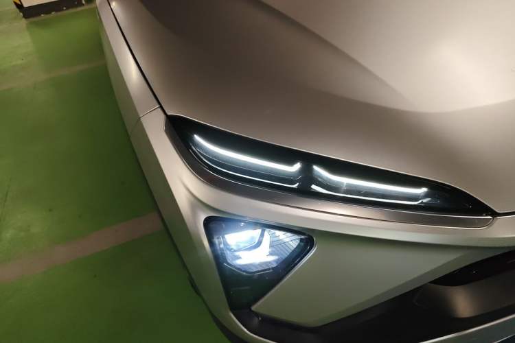 Used Nio ES6 2020 430KM Performance Version Right Front Headlight