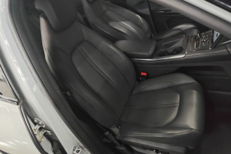 Used Nio ES6 2020 420 km Sport Edition Right Front Seat