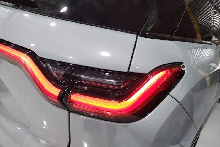 Used Nio ES6 2020 420 km Sport Edition Right Rear Taillight