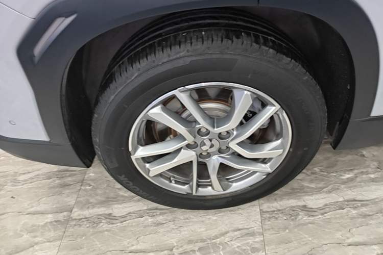 Used Nio ES6 2020 610 km Performance Version Right Rear Wheel Hub