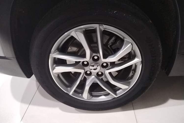 Used Nio ES6 2020 420 km Sport Edition Right Rear Wheel Hub