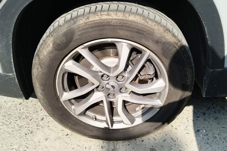 Used Nio ES6 2020 455KM Sport Edition Right Rear Wheel Hub