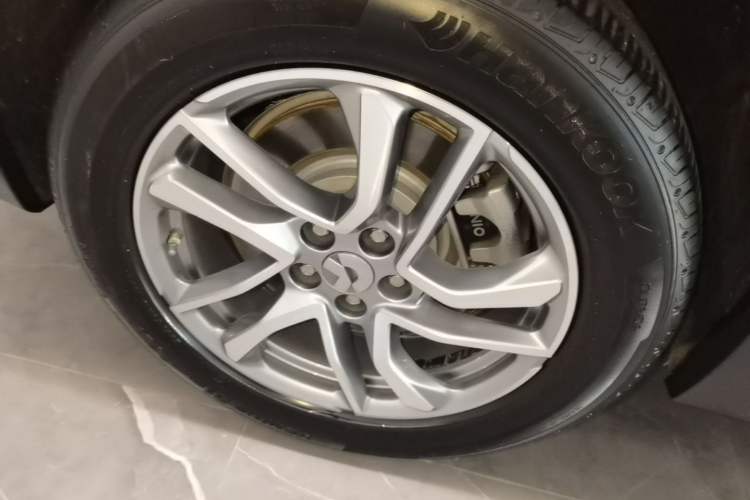 Used Nio ES6 2020 420 km Sport Edition Right Rear Wheel Hub