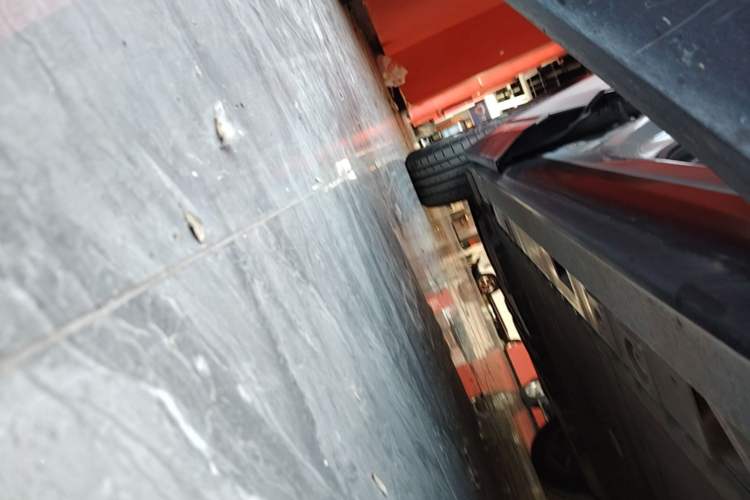 Used Nio ES6 2020 610KM Signature Edition Right Side Sill