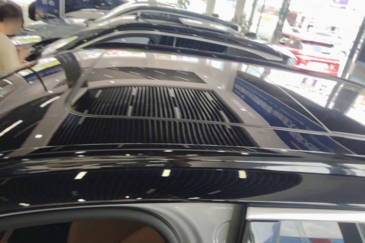 Used Nio ES6 2020 430 km Signature Edition Roof