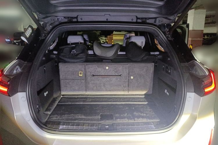 Used Nio ES6 2020 430KM Performance Version Trunk