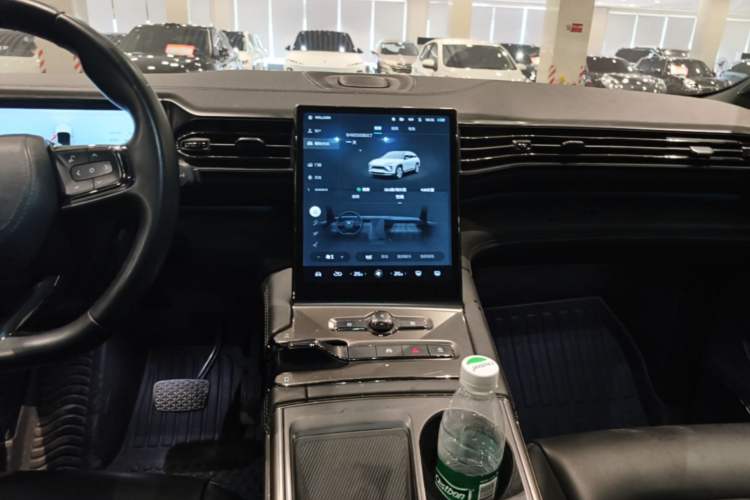 Used Nio ES6 2020 420 km Sport Edition Audio And AC Panel
