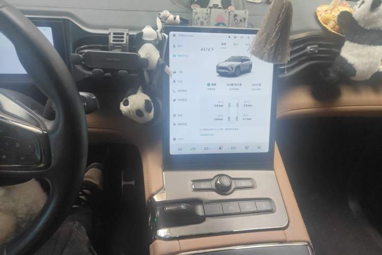Used Nio ES6 2020 420 km Sport Edition Audio And AC Panel