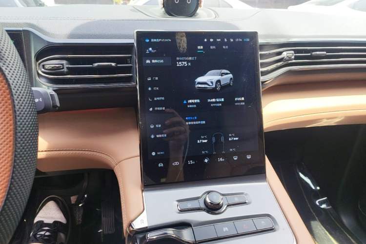 Used Nio ES6 2020 455KM Sport Edition Audio And AC Panel