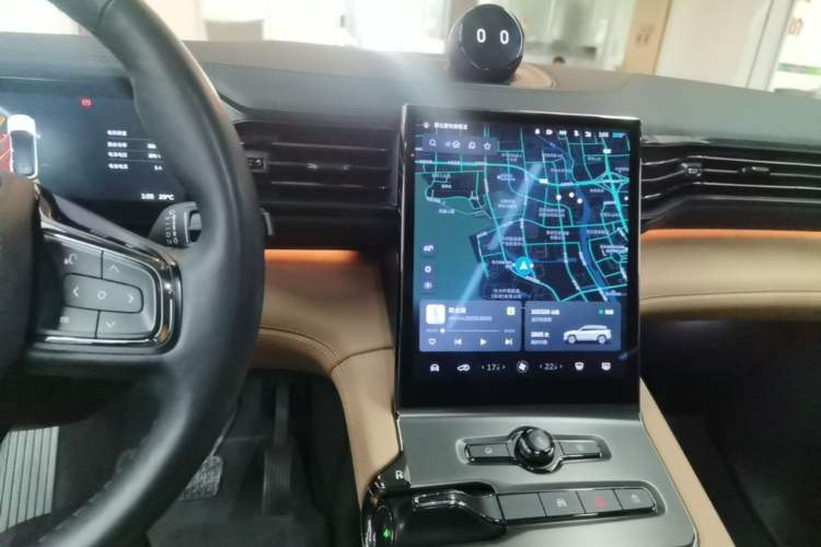 Used Nio ES6 2020 420 km Sport Edition Audio And AC Panel