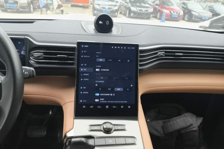 Used Nio ES6 2020 600 km Sport Edition Audio And AC Panel