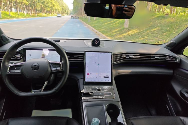 Used Nio ES6 2020 610 km Performance Version Center Console