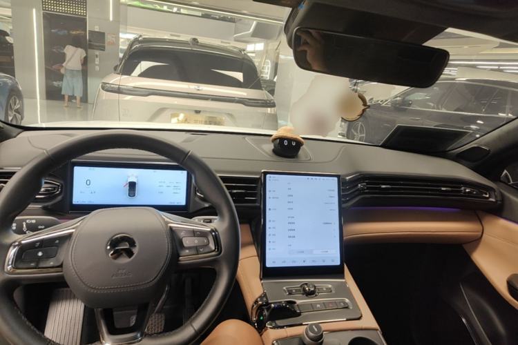 Used Nio ES6 2020 600 km Sport Edition Center Console
