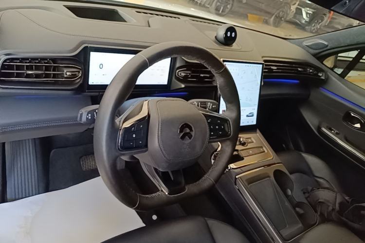 Used Nio ES6 2020 610 km Performance Version Center Console