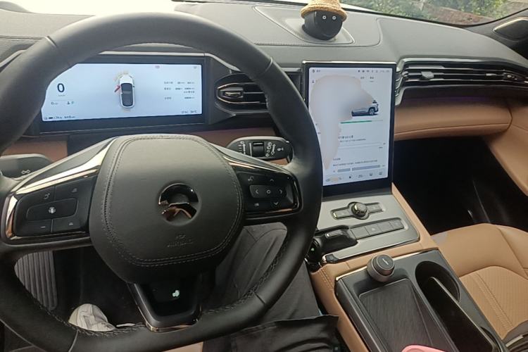Used Nio ES6 2020 600 km Sport Edition Center Console