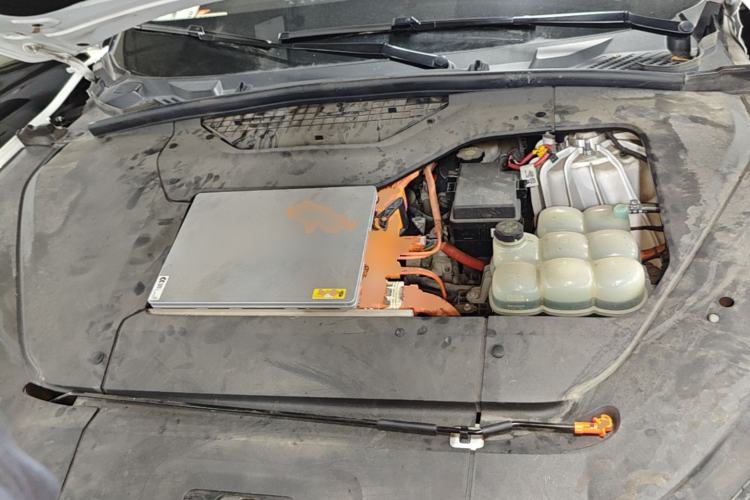 Used Nio ES6 2020 430KM Performance Version Engine Bay