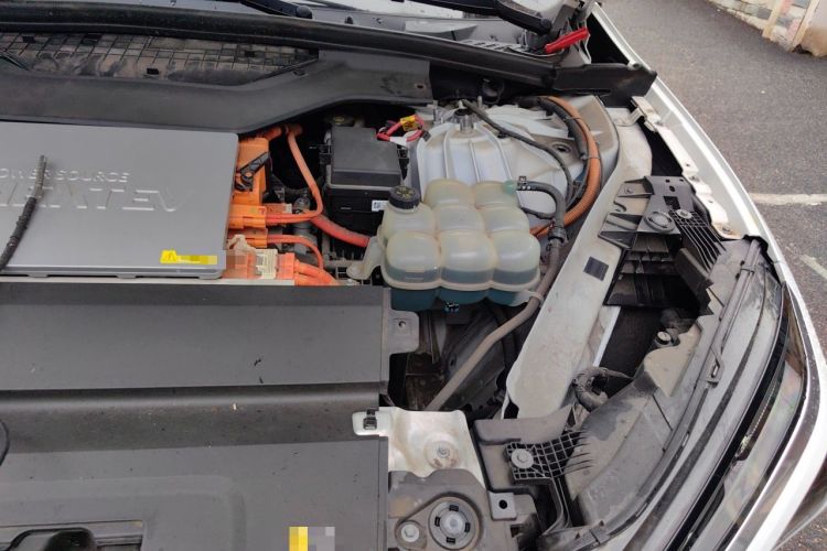 Used Nio ES6 2020 420 km Sport Edition Engine Bay Left