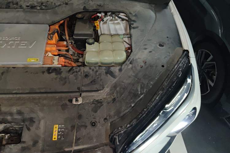 Used Nio ES6 2020 420 km Sport Edition Engine Bay Left